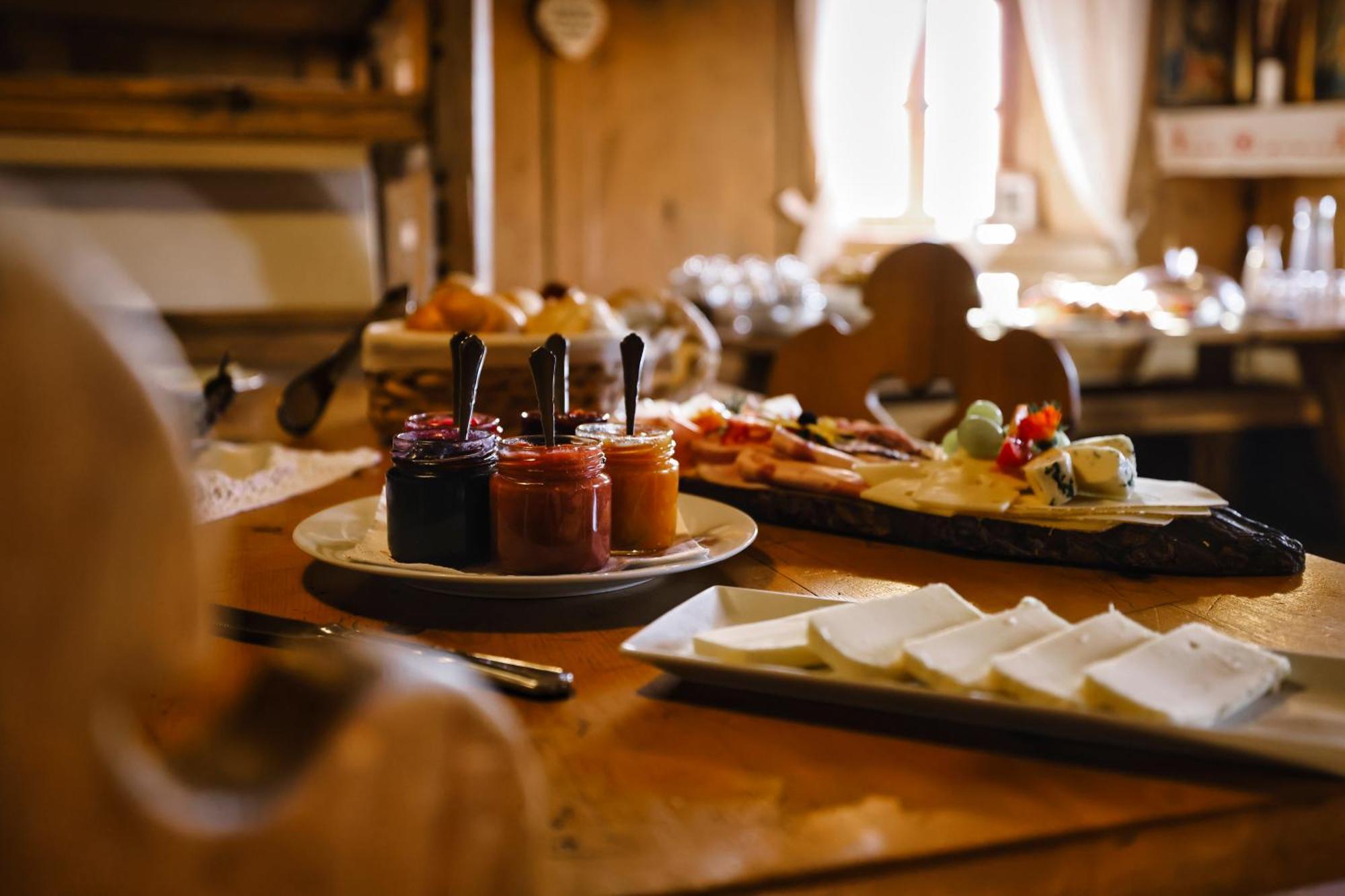 Wargerhof - Urlaub Auf Dem Bauernhof Apartment เมลตินา ภายนอก รูปภาพ